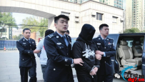 骗不骗的看心情，回不回的看疫情