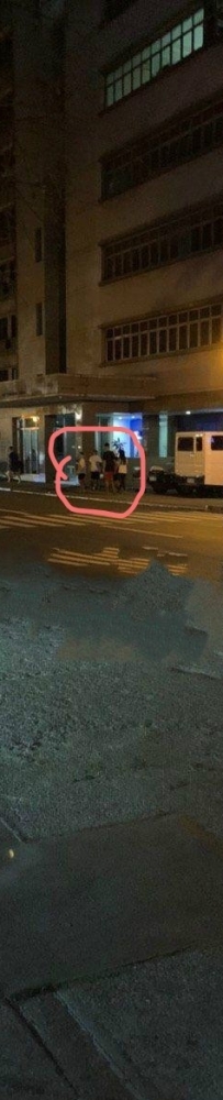 大家小心，pbcom附近有团伙互相掩护趁机偷窃